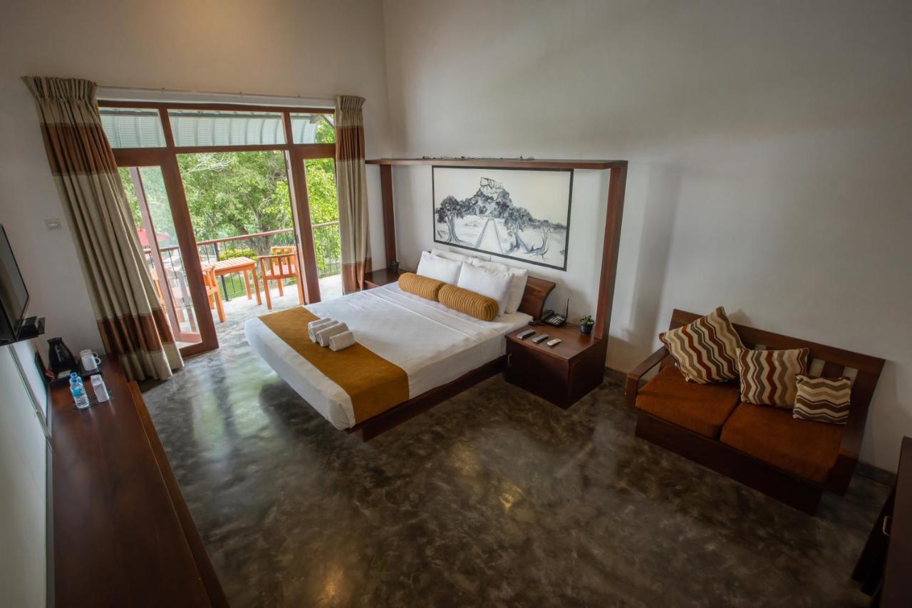 Sigiriya Wewa Addara Hotel - Hotel By The Lake Exteriér fotografie