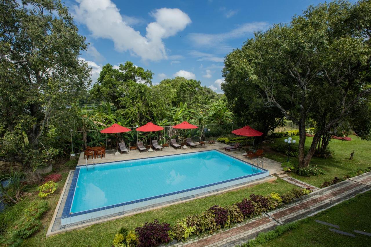Sigiriya Wewa Addara Hotel - Hotel By The Lake Exteriér fotografie