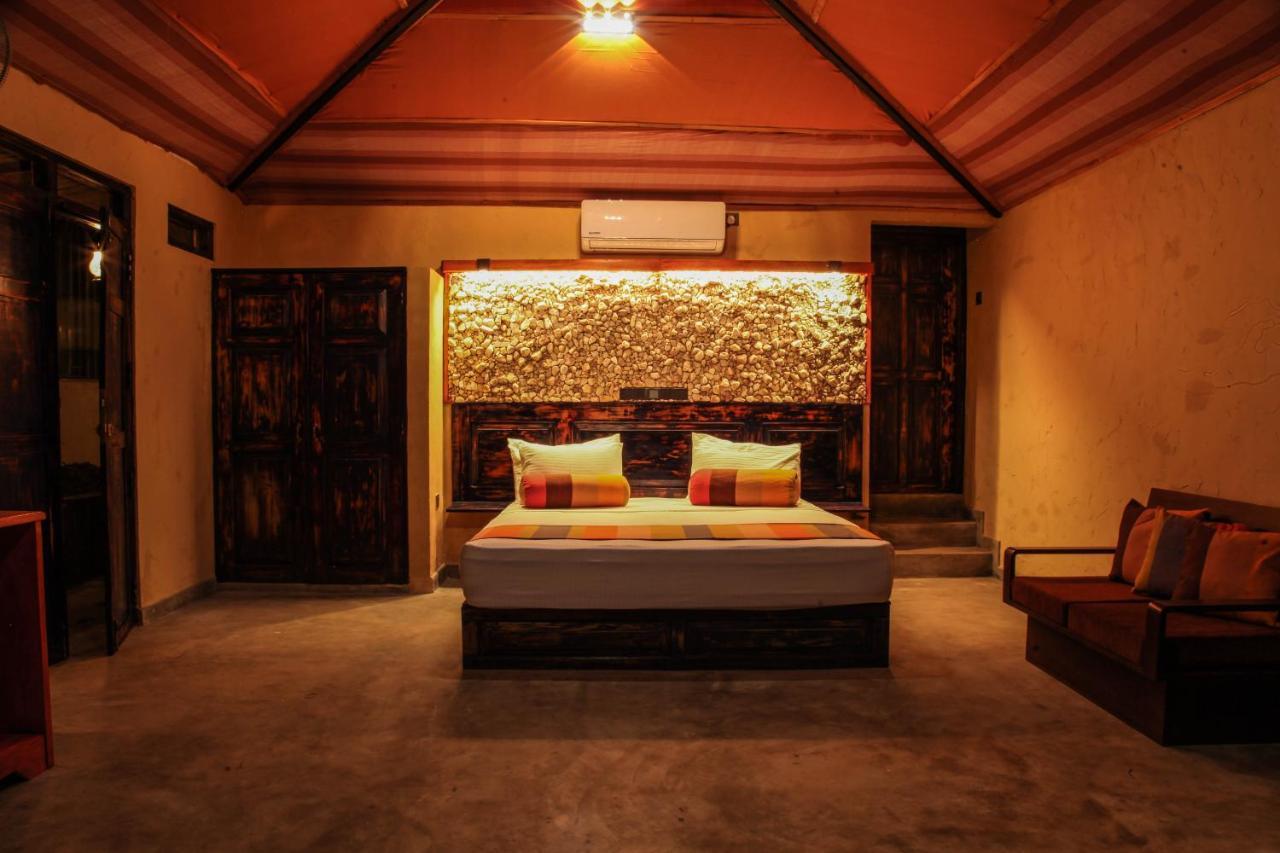 Sigiriya Wewa Addara Hotel - Hotel By The Lake Pokoj fotografie